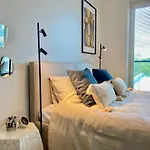 Elegance Apartment - City Centre Free Parking