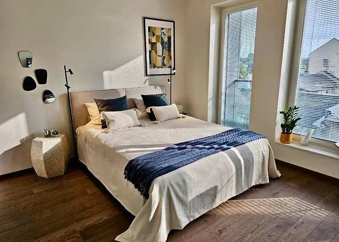 Elegance Apartment - City Centre Free Parking